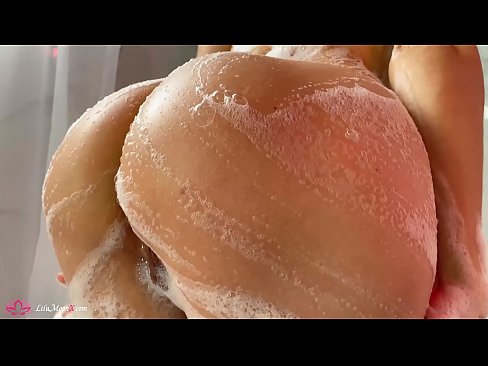 ❤️ Bruneta își masturbează păsărica cu un vibrator până la orgasm intens în duș ❌ at porn ro.redgast4asset.ru
